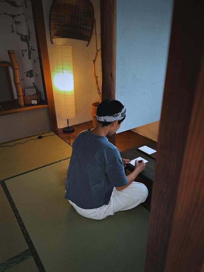 島ぐらしカフェchigoohagoo 男性のみ宿泊不可 Couples & Single Females Only 大島 エクステリア 写真